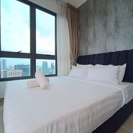 Appartamento Cl 30A Super Kl View Infinity Pool Klcc Kuala Lumpur Esterno foto