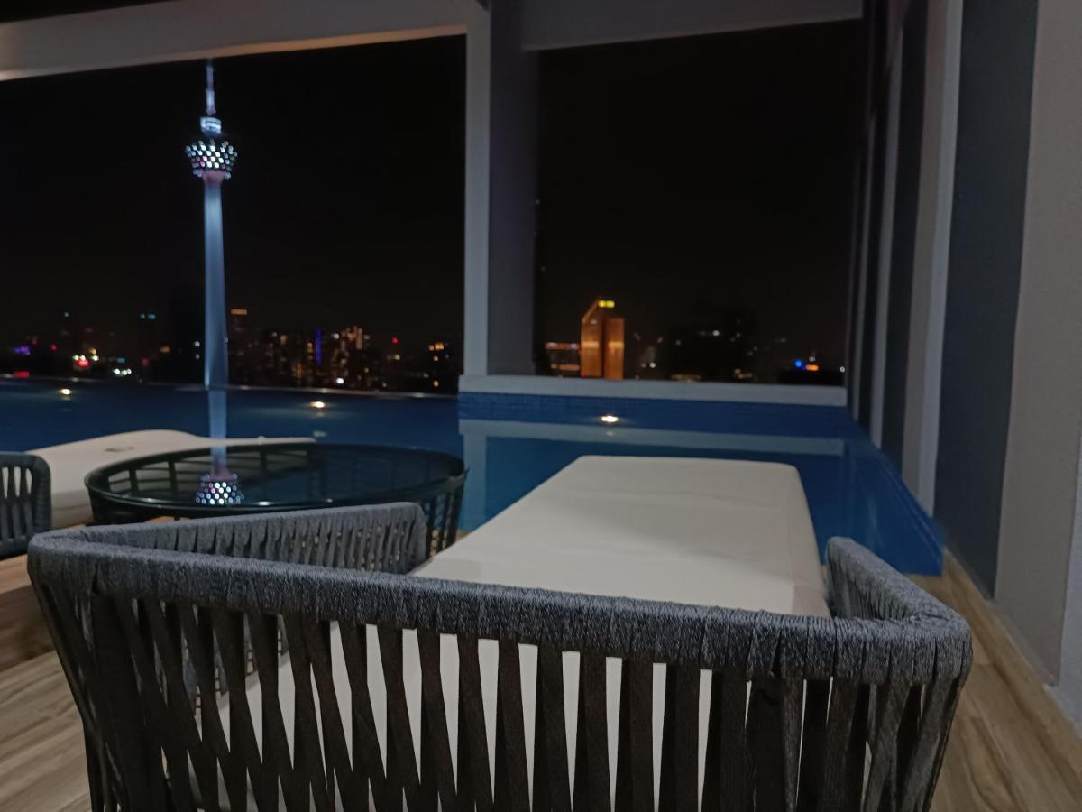 Appartamento Cl 30A Super Kl View Infinity Pool Klcc Kuala Lumpur Esterno foto