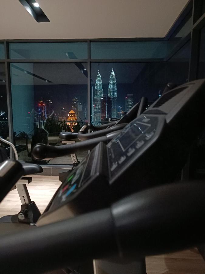 Appartamento Cl 30A Super Kl View Infinity Pool Klcc Kuala Lumpur Esterno foto